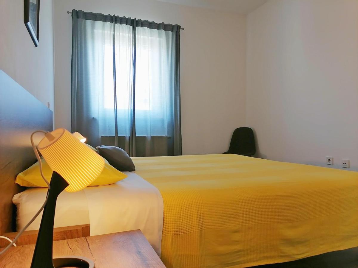 Holiday Apartment Dunja プーラ エクステリア 写真